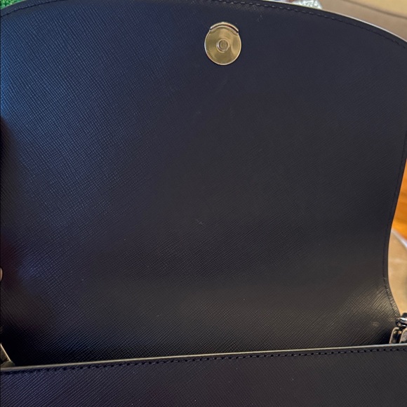 Kate Spade ♠️ Carson Black Saffiano Leather Crossbody - GUC - Picture 5 of 11